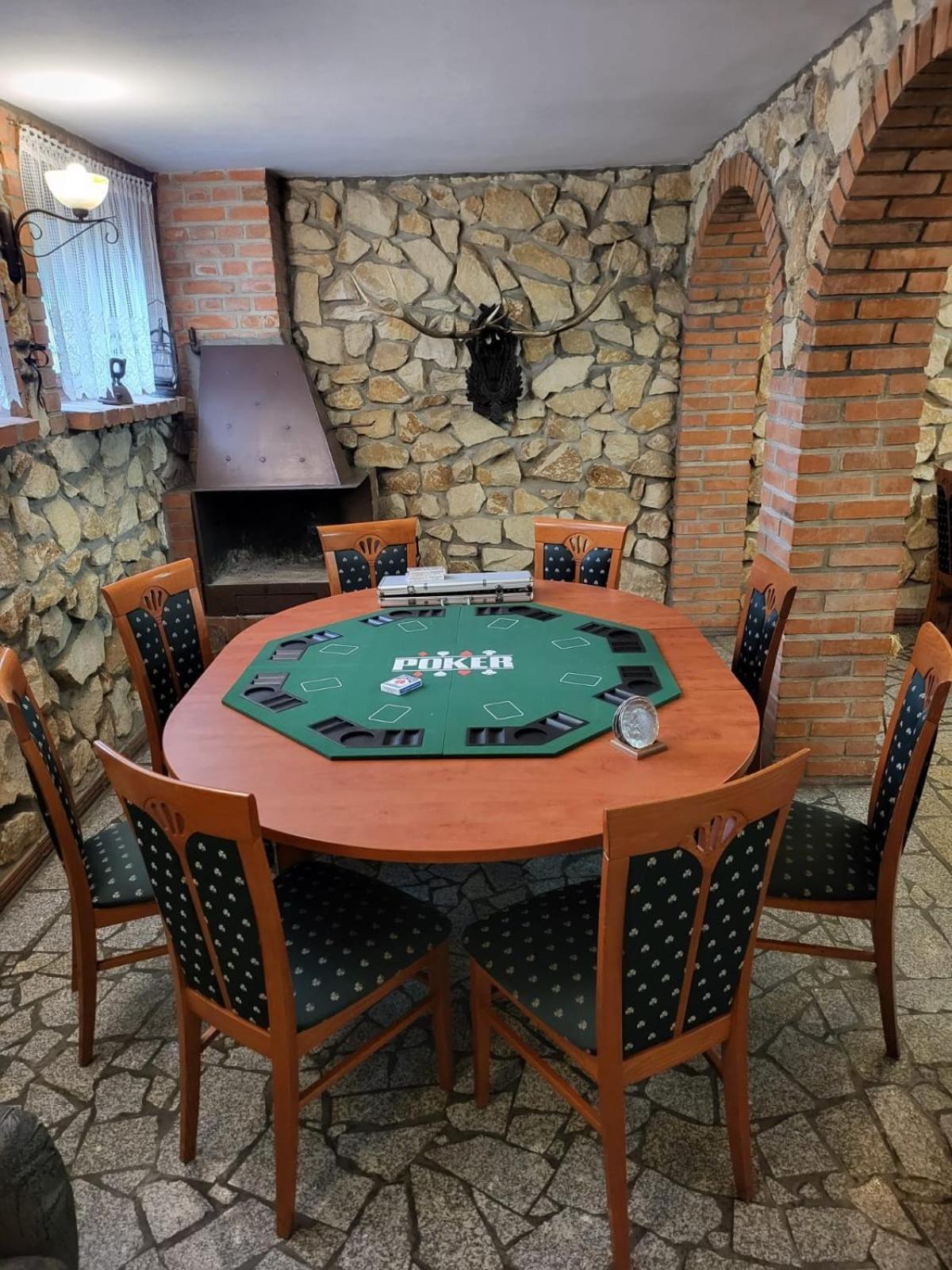 Powidz Lakeside Hotel & Restaurant 외부 사진